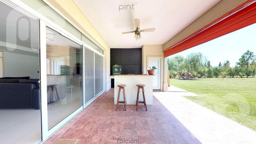 Imagen 24 de 27 de Venta Casa - Club Miralagos