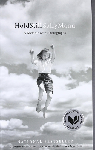 Libro Hold Still: A Memoir With Photographs En Ingles