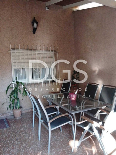 Casa Chalet En Venta En Banfield