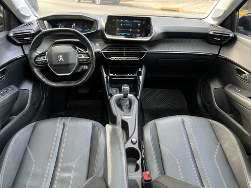 Peugeot 208 1.6 Feline Tiptronic