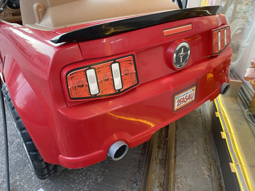 Mustang Montable Power Weels, Para Niños, Como Nuevo (Usado)