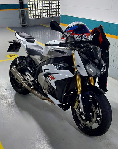 Km 68 Bem Conservada 2 Pneus Novos Chave E Manual.