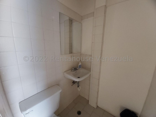 Imagen 2 de 30 de Casa En Venta En El Parral Este De Barquisimeto Lara (0.4.2.4.5.9.3.7.5.4.2), Código: 22-23629 Rent-a-house Centro Occidente, Cuenta Con 4 Habitaciones, 4 Baños, 478 Mts2