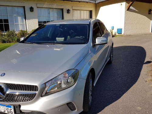 Mercedes Benz A 200 Blue Efficiency 2016 Automático