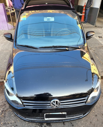 Imagen 4 de 6 de Volkswagen Suran 1.6 Trendline 2012