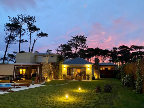 Casas Venta 5 Dormitorios Punta Del Este