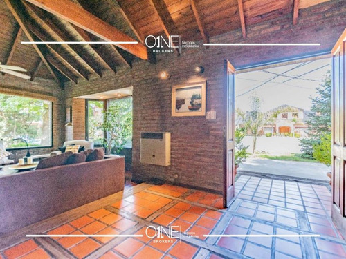 Imagen 17 de 26 de Casa En Espectacular Lote Doble En Esquina !!