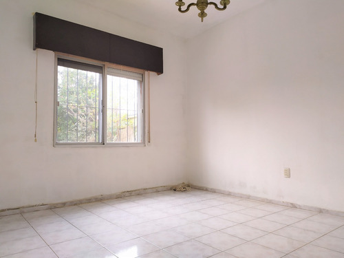 Imagen 11 de 16 de En Venta Apto De 2 Dormitorios En Lezica Con Patio De Uso Exclusivo Y Renta
