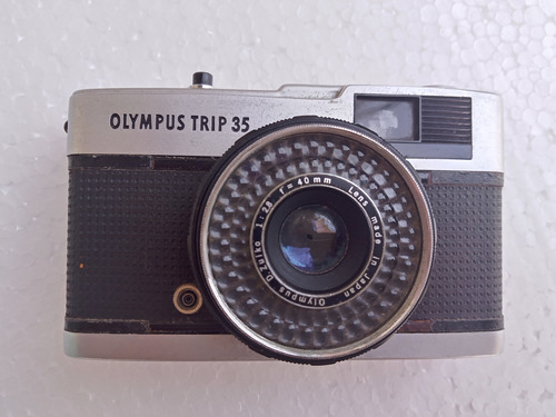 Máquina Fotográfica Olympus Trip 35