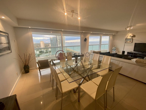 Imagen 3 de 24 de Venta Apartamento 4 Dormitorios Playa Mansa Punta Del Este - Punta Del Este Mansa