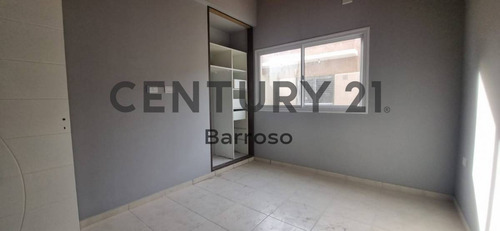 Imagen 7 de 8 de Venta De Hermosa Casa Tipo Duplex En Guaymallen A Estrenar