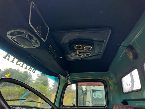 Imagem 6 de 14 de Mercedes-benz 1113 Cavalo 4x2 Toco