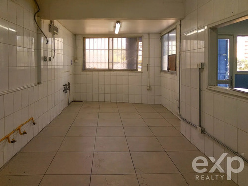 Arriendo Local Comercial En Calle Uno Norte Poniente