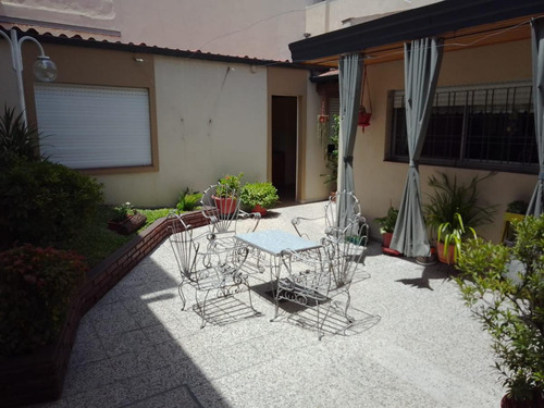 Imagen 30 de 30 de Excelente Propiedad 4 Amb. S/l 10x28m² Con Fdo. Libre C/quincho - Ramos Mejia