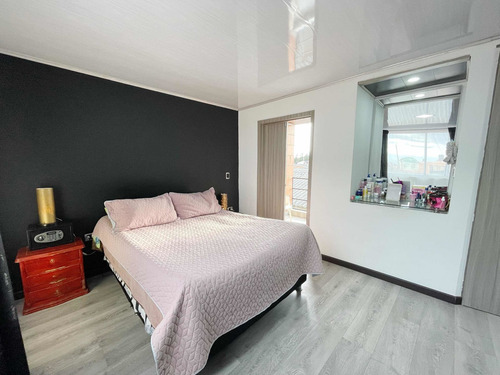 Imagen 2 de 15 de Se Vende Casa Madrid