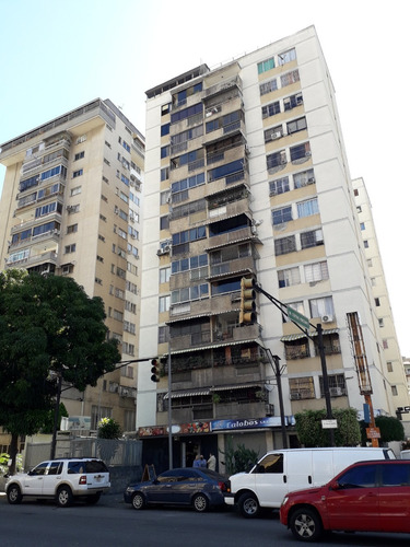 Imagen 2 de 14 de Oferta De Oportunidad De Apartamento En El Marqués.