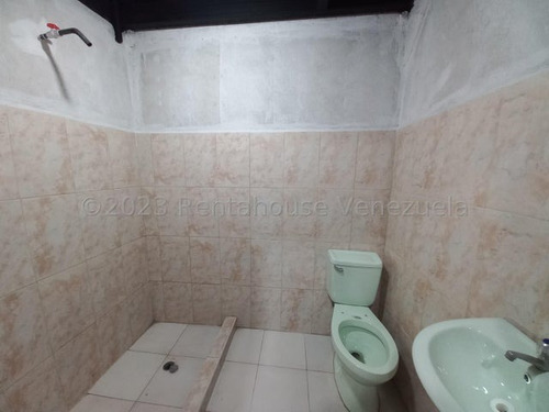 Locales Comercial En Alquiler Barquisimeto -- %%m-c-t%% Cod. 23 Guion 2 1 9 3 2
