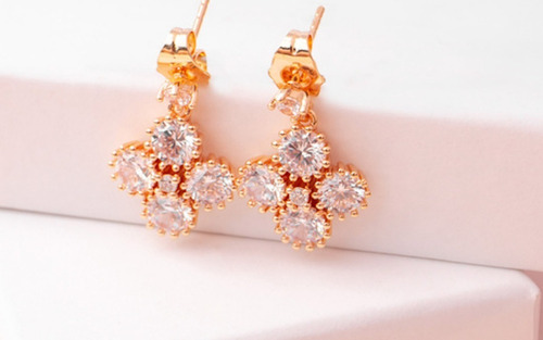 Aretes  Rose Gold Brilliants 