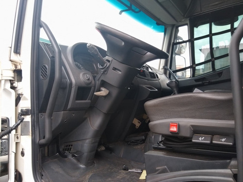 Iveco Tector 280 Baú T.alto