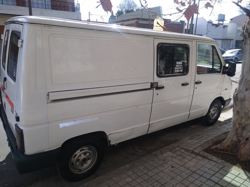 Imagen 8 de 11 de Renault Trafic Trafic Largo Diesel