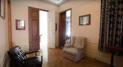 Imagen 2 de 7 de Venta Departamento 7 Ambientes Apto Prof Monserrat