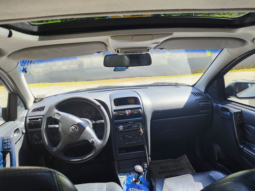 Chevrolet Astra 2.0 16v Gls 4p