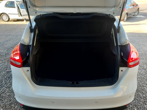 Imagen 13 de 14 de Ford Focus Iii 2.0 Se Plus Mt 2016