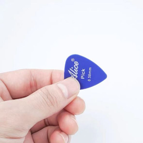 Uñetas O Púas De Guitarra 12 Unidades