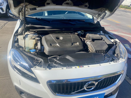 Volvo V40 T5 Awd Plus