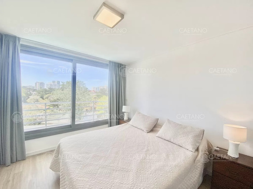 Apartamento De 2 Dormitorios - Punta Del Este