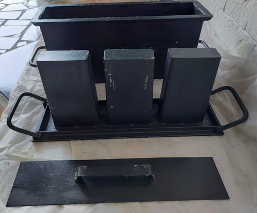 Forma Fazer Blocos 10 Cimento Concreto 3 Furos + Brinde