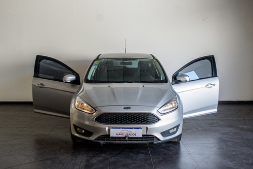Imagen 11 de 17 de Ford Focus S