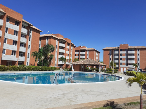 Residencias Playa Guaica, Lecheria, Anzoategui.