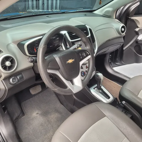 Chevrolet Sonic 1.6 Lt 5 p