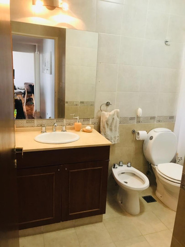 Imagen 15 de 21 de Excelente Departamento 3 Ambientes Al Frente Con Cochera .