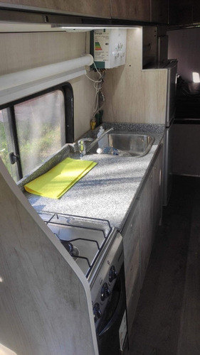 Imagen 11 de 18 de Motorhome Iveco Daily 2007 180000km - Equipado Y Homologado
