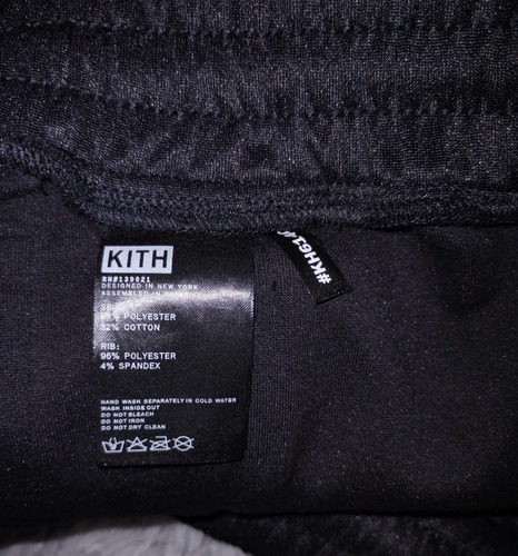 Short Kith Color Negro Caballero Talla S/ch (Usado)