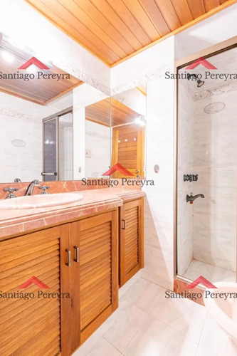 Espectacular Casa De Seis Dormitorios Y Servicio En Venta En Luganoespectacular Casa De Seis Dormitorios Y Servicio En Venta En Lugano