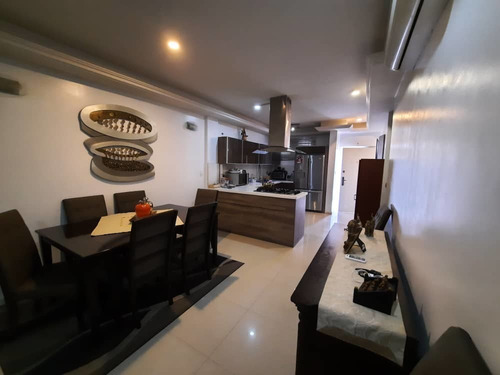 Imagen 4 de 8 de Apartamento De 2 Hab., Urb. San Miguel, Cond. Los Robles