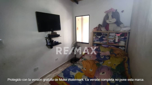 Imagen 10 de 12 de Ninoska Fuenmayor Vende Linda Casa En San Diego En Manantial Dorado