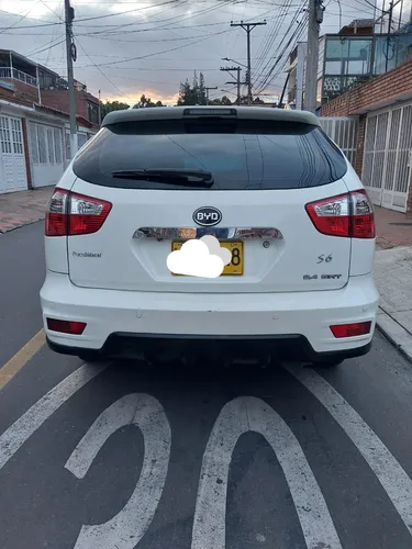 BYD S6 2.4 Glx