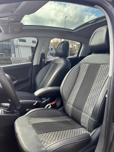 Imagen 4 de 15 de Peugeot 208 1.6 Feline 2018