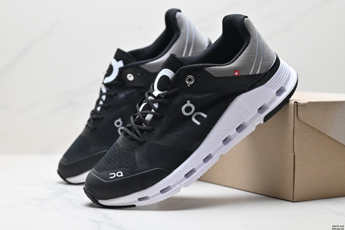 On Running Cloudrunner Cloud 5 Zapatillas Negras