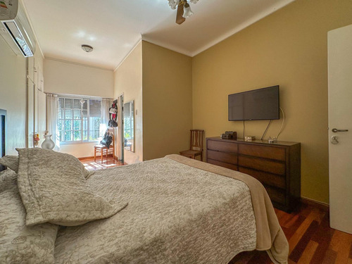 Casa En Venta En Banfield Oeste - Acepta Departamento En Parte De Pago!