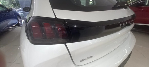 Imagen 13 de 23 de Peugeot 208 Allure Pack 1.6 Tiptronic 2023