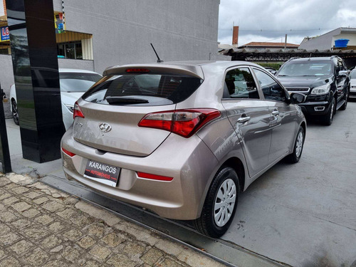 Imagem 8 de 15 de Hyundai Hb20 1.0 Unique 12v Flex 4p Manual