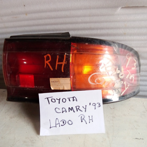 Stop Toyota Camry 93 Lado Rh