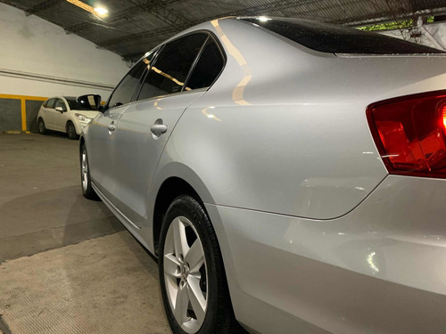 Volkswagen Vento 2.5 Luxury 170cv Tiptronic 2015