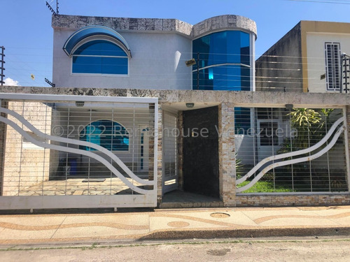 Imagen 2 de 12 de Townhouse En Venta En Villas De Aragua Maracay Aragua 22-24232 Irrr