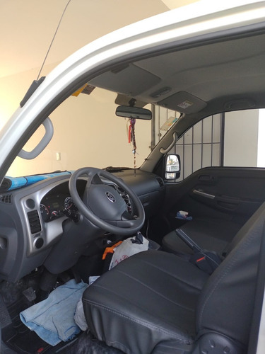 Imagem 2 de 9 de Kia Bongo K2500 Turbo Diesel